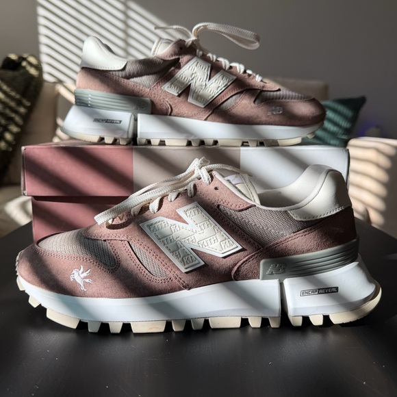 Kith Other - New Balance RC 1300 Kith 10th Anniversary Antler LIMITED EDITION